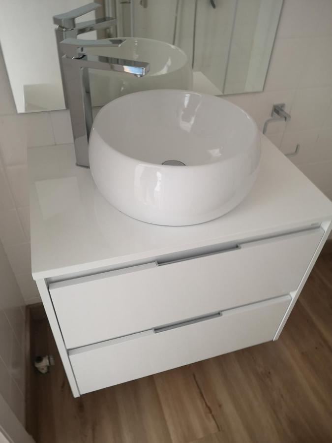 Precioso Apartamento En Primera Linea De Playa บิลาการ์เซีย เด อาโรว์ซา ภายนอก รูปภาพ